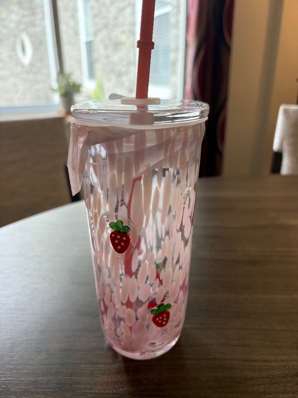 STARBUCKS PI K DRINK COLL CTION GLASS STRAWBERRY COLD CUP